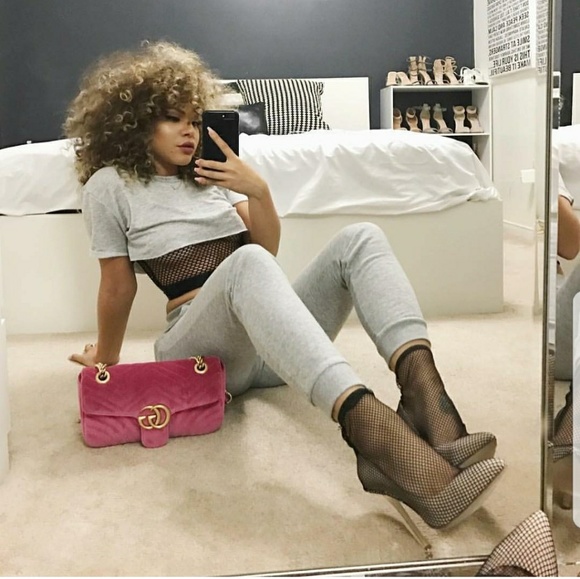 Jogging Suit - Picture 7 of 8